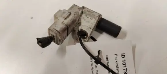 Ford Focus Camshaft position sensor 9628559980