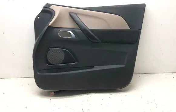 Citroen C4 Grand Picasso Front door card panel trim 96779323BS