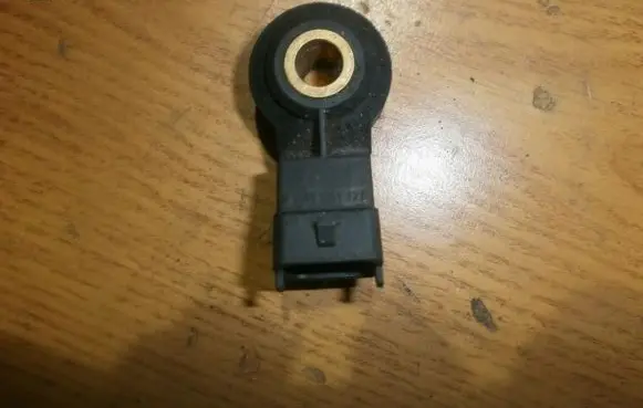 Opel Corsa B Detonation knock sensor 0261231120