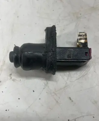 Audi Coupe Front door sensor 895947561A
