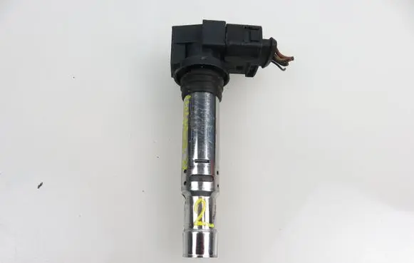 Seat Ibiza III (6L) High voltage ignition coil U5002 R0401S00400