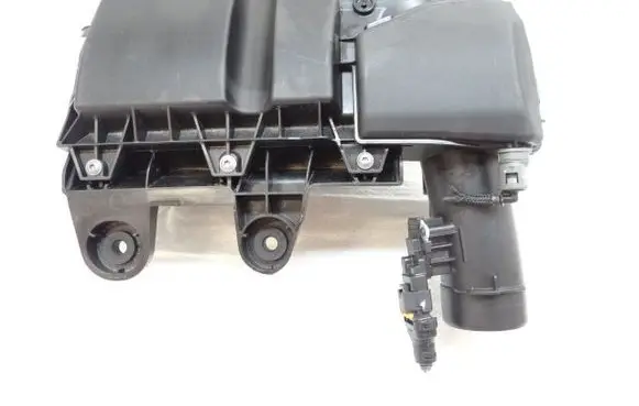 Air filter box