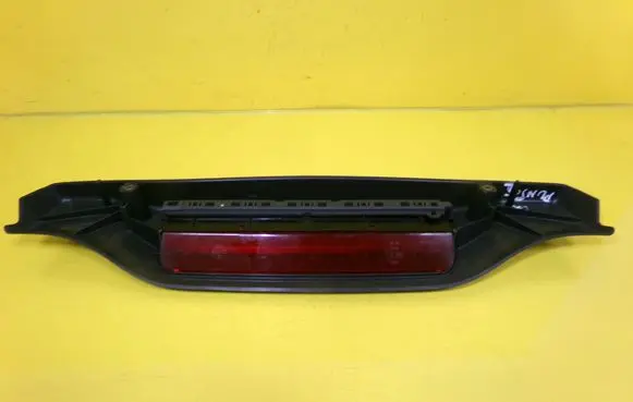 Fiat Punto (188) Third/center stoplight 0331000