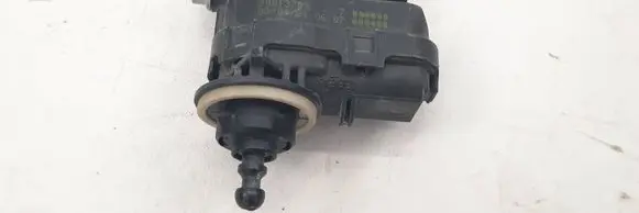 Toyota Auris E180 Headlight level adjustment motor 90013783