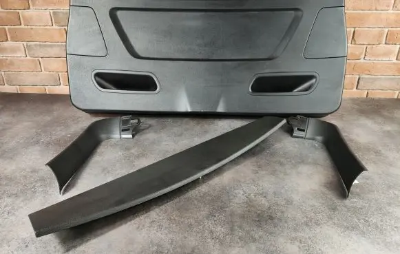 BMW X3 F25 Tailgate/boot lid cover trim 7211296