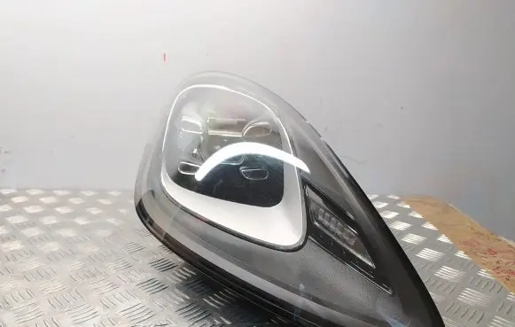 Porsche Cayenne (9Y0 9Y3) Headlight/headlamp 9Y0941034T
