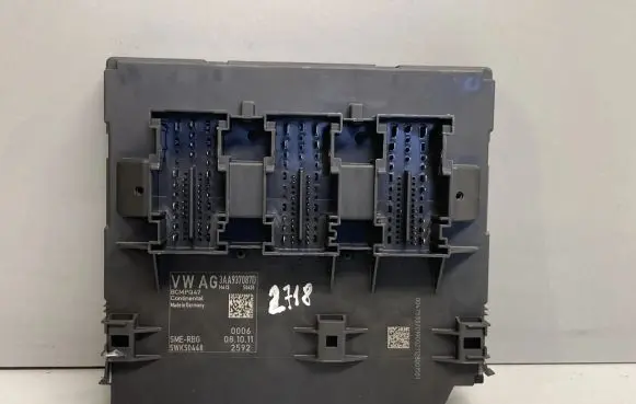Volkswagen PASSAT B7 Comfort/convenience module 3AA937087D 5WK50448