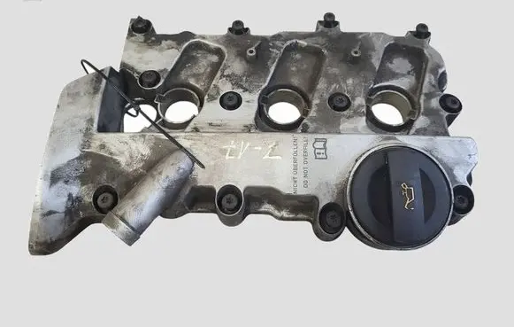 Audi A6 S6 C6 4F Rocker cam cover 06E103471G