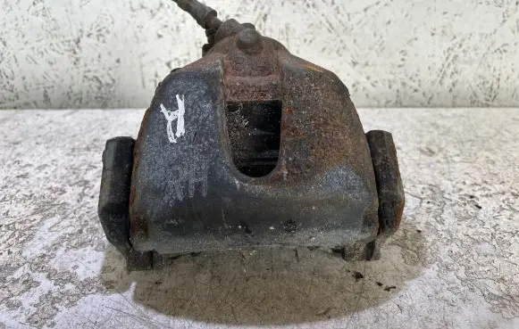 Ford Focus Front brake caliper