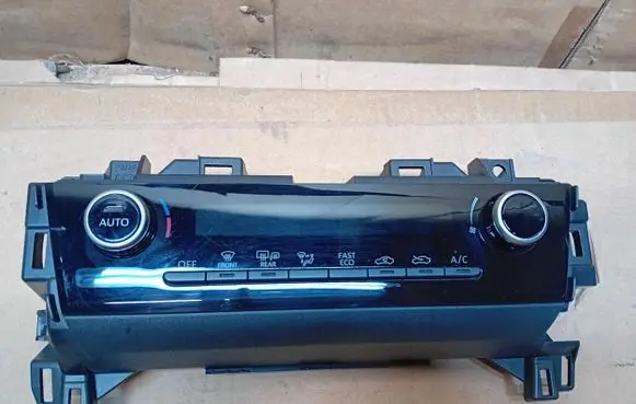 Toyota Yaris Cross Climate control unit 55900-0DC71