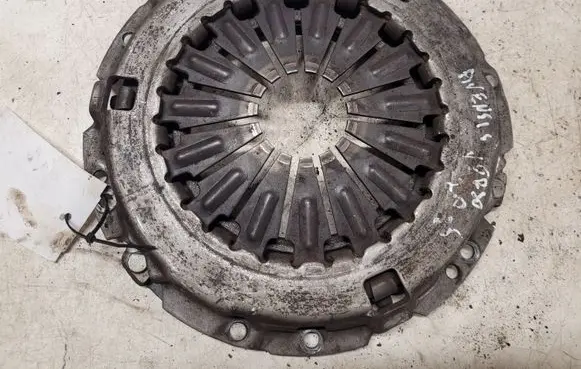 Toyota Avensis Verso Pressure plate 