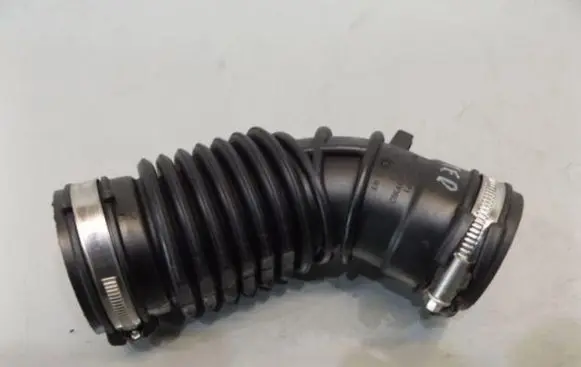 Dacia Duster II Air intake duct part