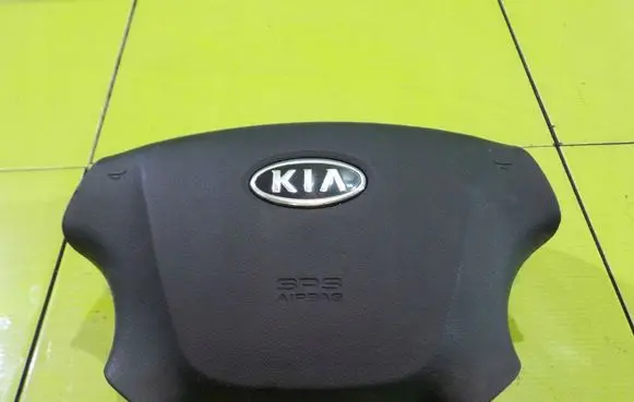 KIA Magentis Steering wheel airbag 25S