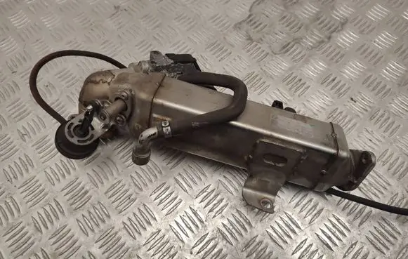 BMW 3 F30 F35 F31 EGR valve cooler 7810751 11717810751