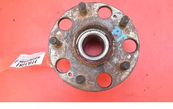 Honda Accord Front wheel hub spindle knuckle