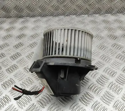 Mercedes-Benz Sprinter W906 Heater fan/blower A0008356007