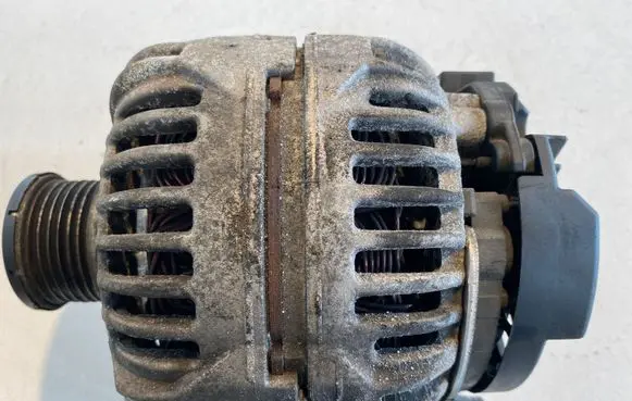 Audi A5 8T 8F Generator/alternator 03G903016E 03G903016