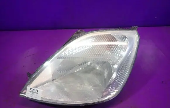 Ford Fiesta Headlight/headlamp 2S6X13W030AJ