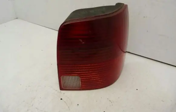 Volkswagen PASSAT B5 Rear/tail lights