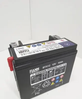 Mercedes-Benz C W205 Car battery A0009829508