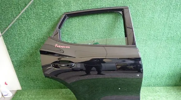 Cupra Formentor Rear door