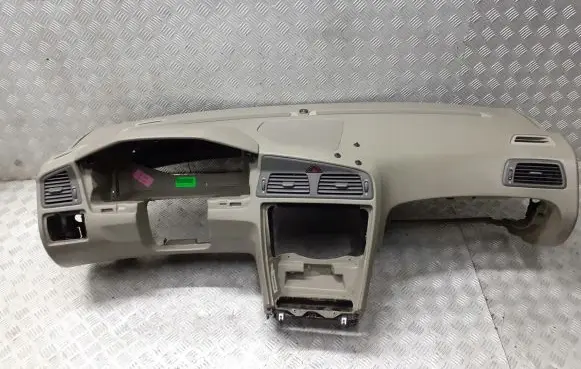 Volvo V70 Dashboard 39967287