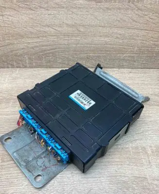 Mitsubishi Colt Engine control unit/module ECU MR389286 G1T19877H