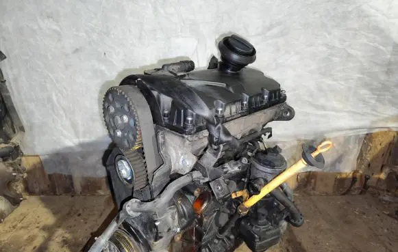 Volkswagen PASSAT B6 Engine BXE 03380
