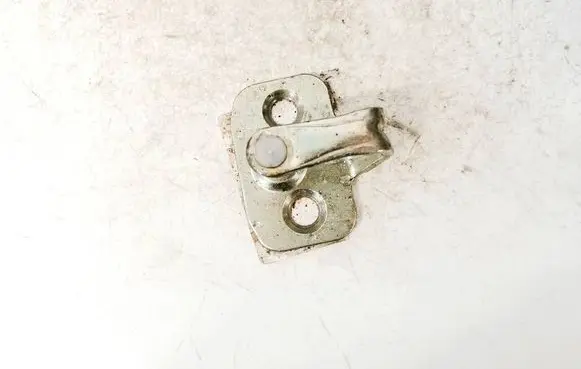Chevrolet Captiva Front door lock loop/hook striker 