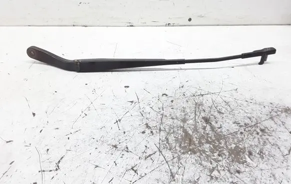 Mazda 3 I Front wiper blade arm