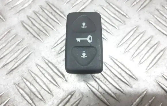 Land Rover Freelander Central locking switch button YUF101530LNF
