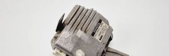 Toyota Corolla E120 E130 Power steering control unit/module 8965002010 012622 EATCEC032