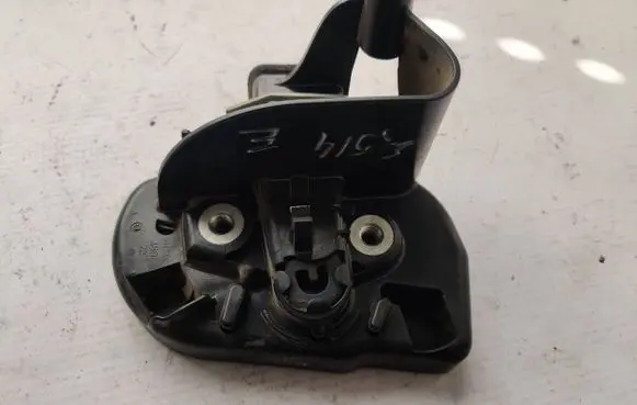 Volkswagen Transporter - Caravelle T5 Sliding door lock 2K0843604 7H0843604