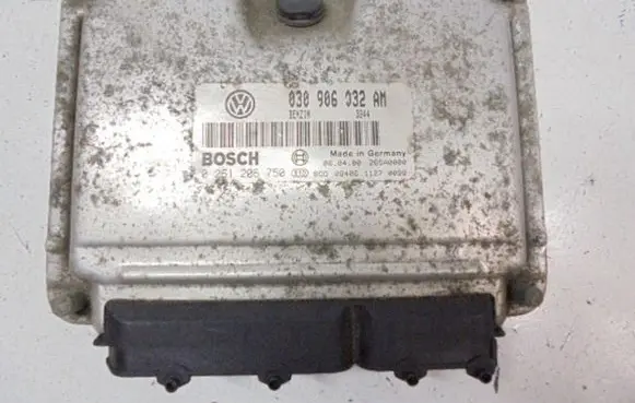 Volkswagen Polo III 6N 6N2 6NF Engine control unit/module ECU 030906032AM