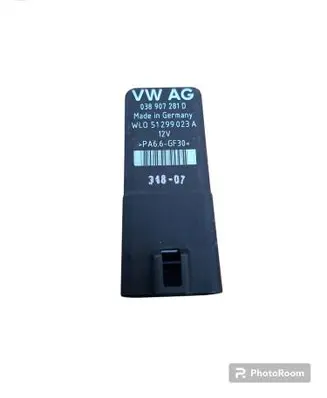 Volkswagen Golf V Glow plug pre-heat relay 038907281D 51299023A