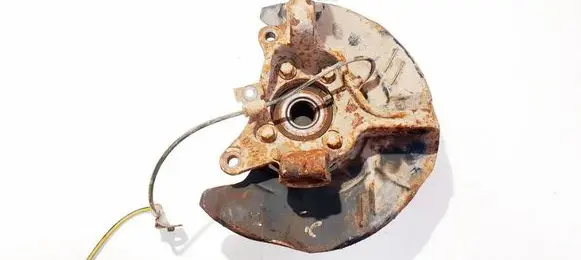 Subaru Impreza III Front wheel hub