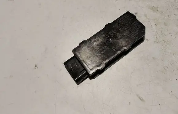 Audi Q4 Sportback e-tron Keyless system antenna 5WA962133D