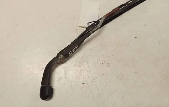 KIA Carens I Rear wiper blade 