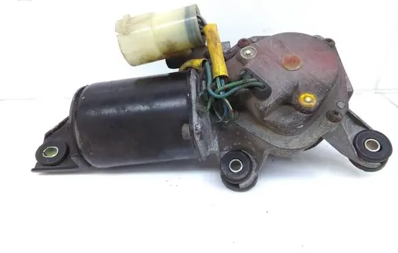 Subaru Impreza I Wiper motor WM62282S
