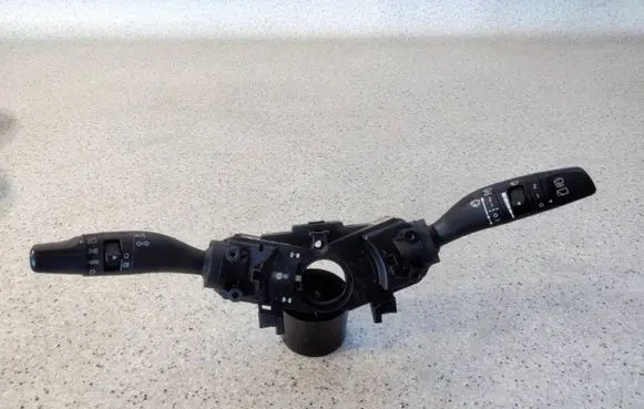 KIA Sportage Indicator stalk 93403D985215 93403D9852