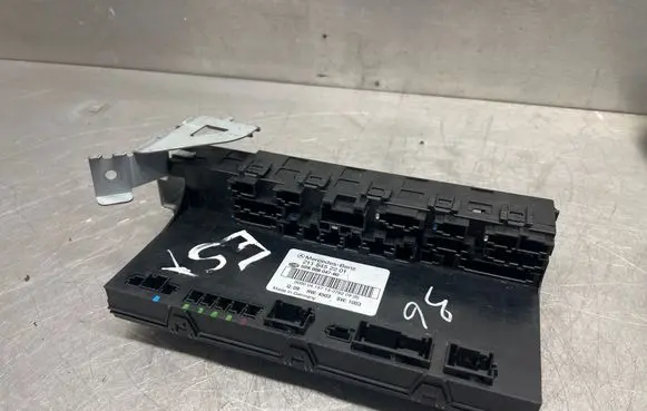 Mercedes-Benz E W211 Comfort/convenience module 2115452201