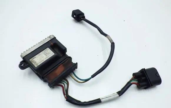 Audi A5 8T 8F Coolant fan relay 8K0959501 M142697D M142697
