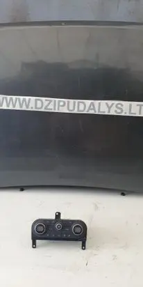 Nissan Qashqai Climate control unit 27500JD40B