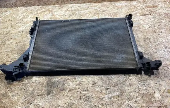 Renault Master III Coolant radiator 214005447R