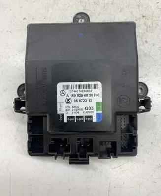 Mercedes-Benz A W169 Door control unit/module A1698206826 05072312