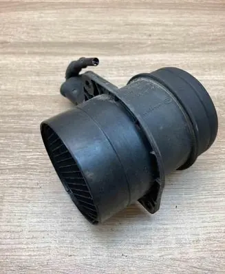 Audi A4 S4 B6 8E 8H Mass air flow meter 0280217529