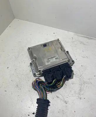 Volvo S40, V40 Engine control unit/module 30620956 EDC15C3