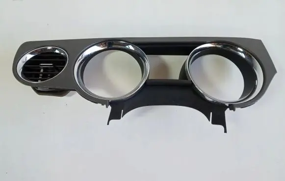 Ford Mustang V Dashboard trim 63044D70-PIA05