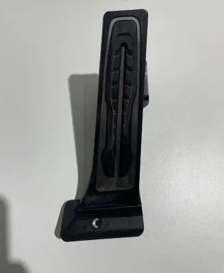 BMW 5 G30 G31 Accelerator throttle pedal 6871053 12037313DE 6PV01043563