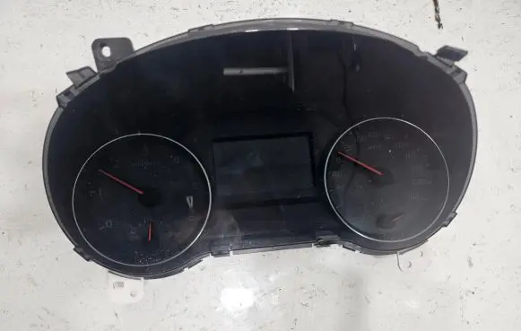 KIA Sportage Speedometer (instrument cluster) 94013F1311